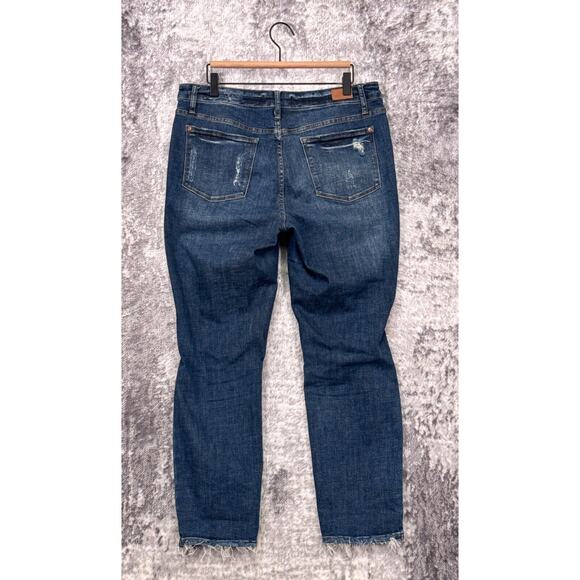 Judy Blue Jeans 13 / 31 Womens Boyfriend Fit High Rise Distressed Denim - Picture 2 of 8